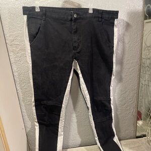 American Stitch Black and White Relaxed Men Jeans